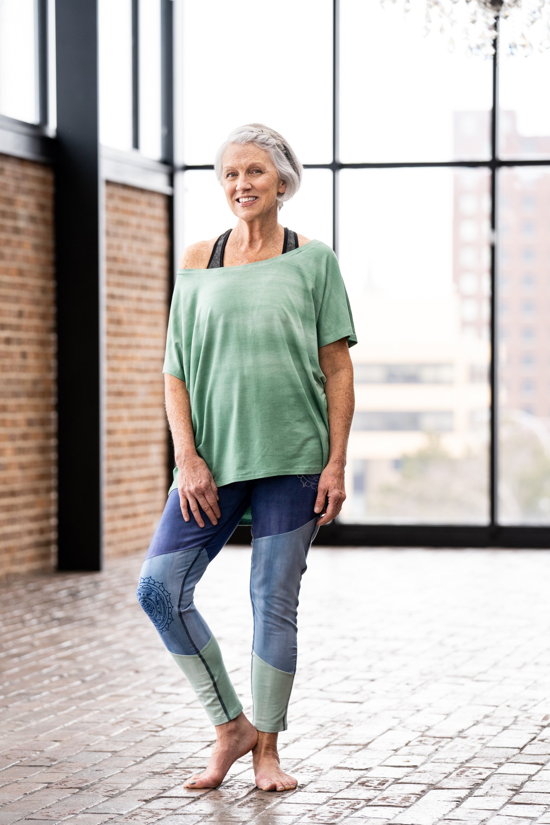 Harmony legging in Indigo, Breeze & Sage