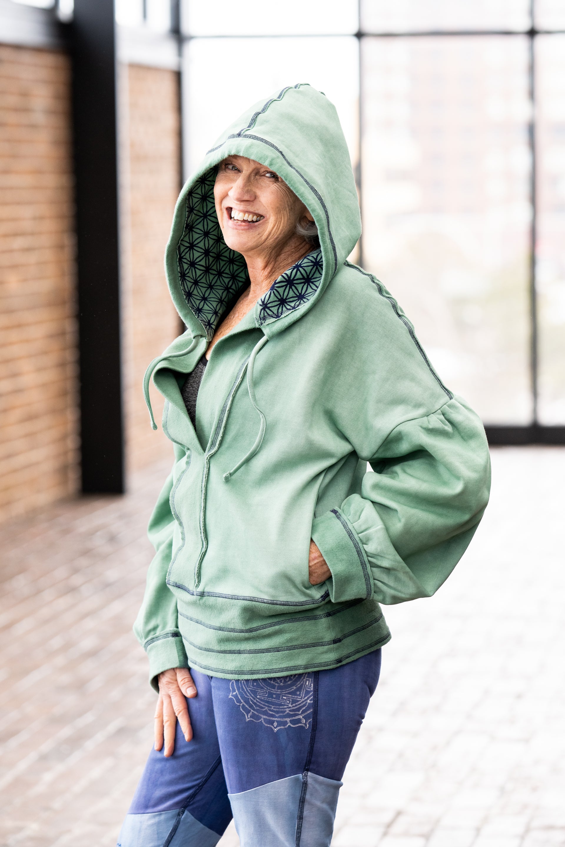 Symphony Sweatshirt in Sage